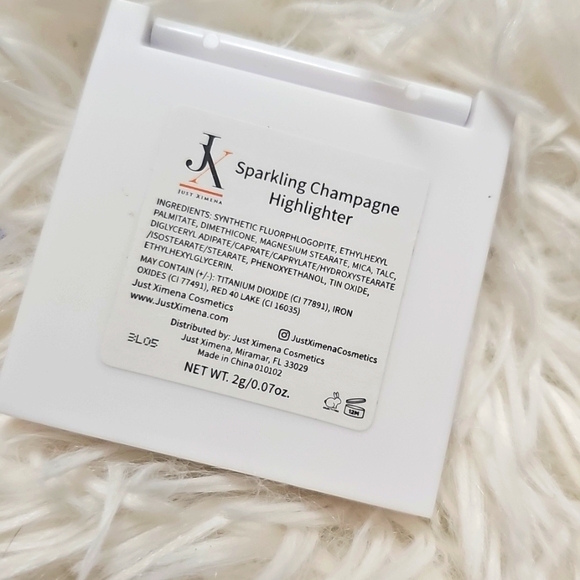 Just Ximena Highlighter in Sparkling Champagne 2g Cosmetics Vegan - Picture 5 of 5